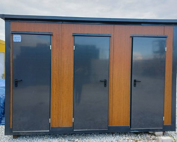 Conteneur Sanitaire 3 Cabines / Wc / Wc+Urinoir / Douche / 376x176x248