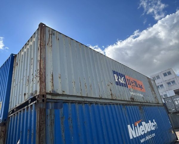 Conteneur Maritime 40′ Dv